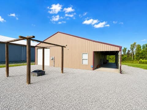 5934 KY-76, Russell Springs, KY 42642 — photo 2