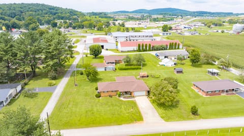 44 Tradeway Avenue, Monticello, KY 42633 — photo 5