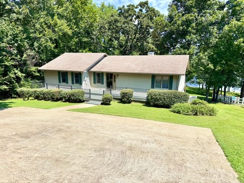 278 Red Water Drive, New Concord, KY 42076 — photo 5
