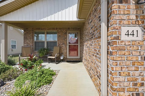 441 Middle Creek Way, Berea, KY 40403 — photo 2