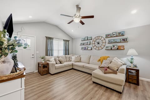 441 Middle Creek Way, Berea, KY 40403 — photo 4