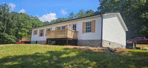 144 R.L Colyer Road, Somerset, KY 42501 — photo 2