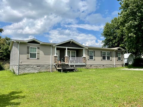 190 Whitaker Road, Somerset, KY 42503 — photo 2