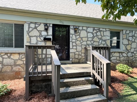 616 Springridge Drive, Lexington, KY 40503 — photo 2