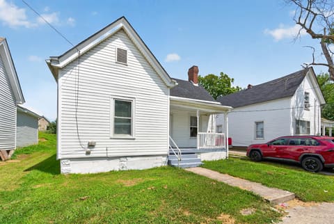 209 E Washington Street, Winchester, KY 40391 — photo 2