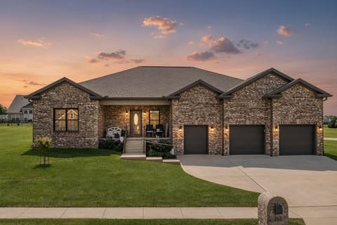 202 Wedgewood Circle, Paris, KY 40361 — photo 2