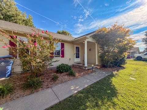 465 W Coleman Road, Science Hill, KY 42553 — photo 2