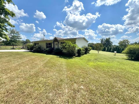 48 Add Shepherd Road, Russell Springs, KY 42642 — photo 2