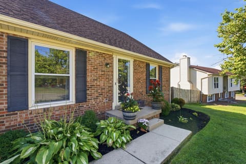 3977 Forest Green Drive, Lexington, KY 40517 — photo 4