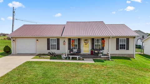 912 Martha Branch Drive, Mt Sterling, KY 40353 — photo 2