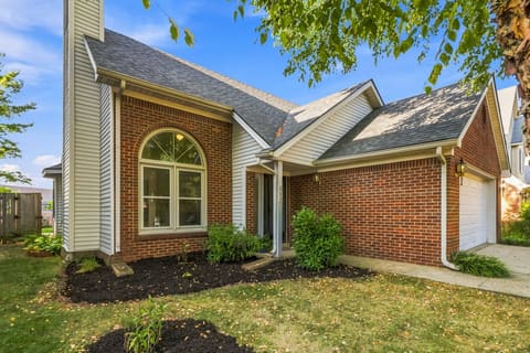 613 Twin Pines Way, Lexington, KY 40514 — photo 2