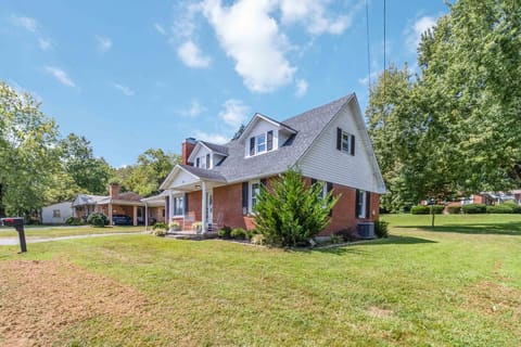 445 Phillips Street, Liberty, KY 42539 — photo 3