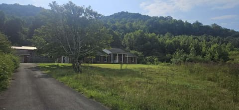 21267 State Highway 190, Frakes, KY 40940 — photo 4