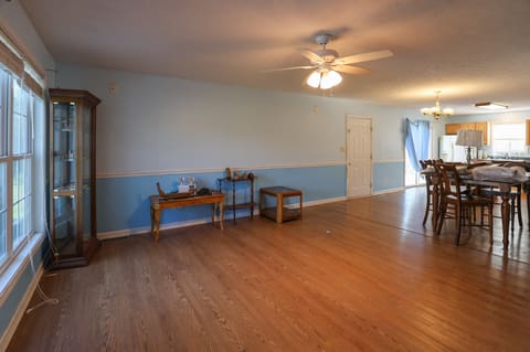 734 Vicksburg Estate Road, Benton, KY 42025 — photo 5