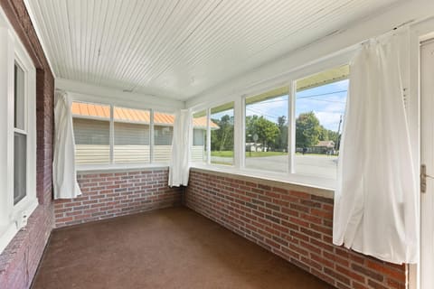 541 W Wentworth Street, Corbin, KY 40701 — photo 5