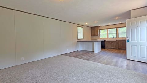 112 Mckenzie Branch Road, Flat Gap, KY 41219 — photo 4