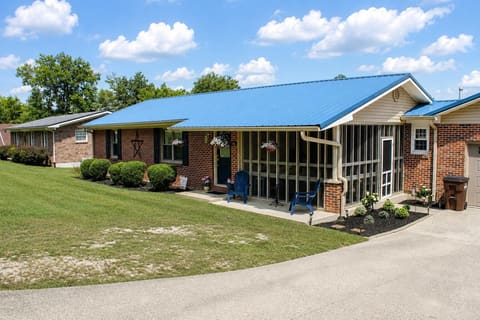 48 Meadow Drive, Stanton, KY 40380 — photo 4