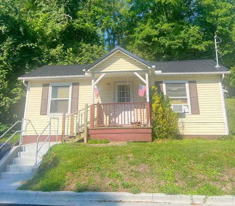 1915 Dixon Street, Ashland, KY 41101 — photo 3