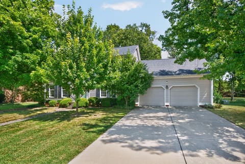 3004 Island Drive, Lexington, KY 40502 — photo 3