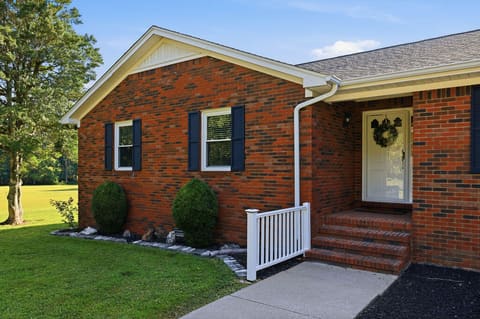 1040 South Gum Springs Road, Paducah, KY 42001 — photo 2