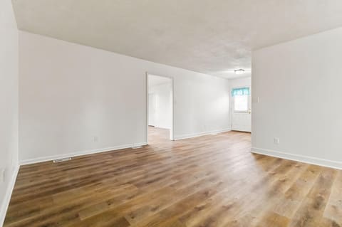 100 Young Drive, Stanford, KY 40484 — photo 4