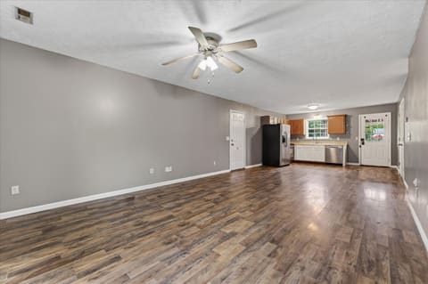 221 Grant Avenue, Oak Grove, KY 42262 — photo 4