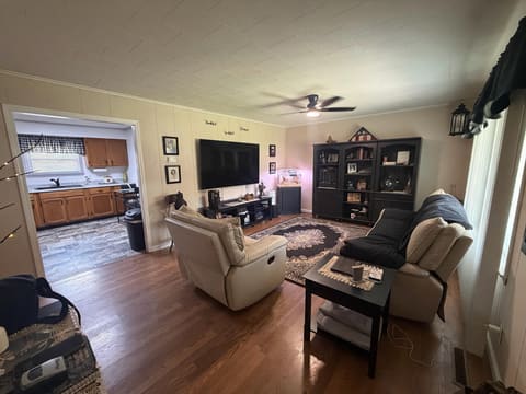 424 Burton Hill Road, Blackey, KY 41804 — photo 3