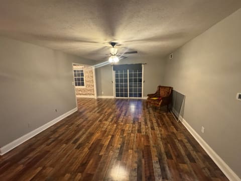 175 Malabu Drive 30, Lexington, KY 40503 — photo 2