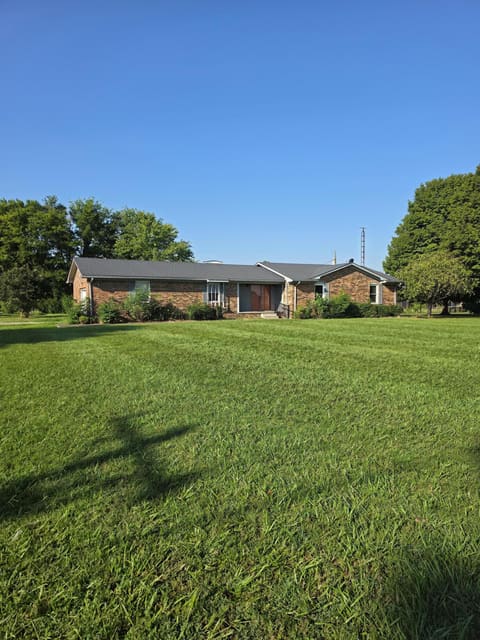 57 Vicksburg Estate Road, Benton, KY 42025 — photo 2