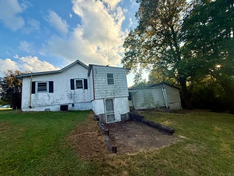 318 Crutchfield Street, Science Hill, KY 42553 — photo 3