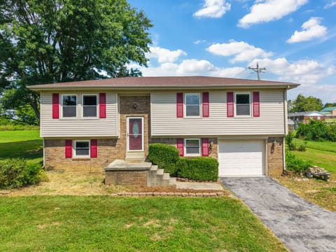 50 Hickory Lane, Berea, KY 40403 — photo 2