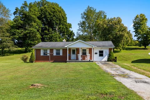 135 Shawnee Drive, Vanceburg, KY 41179 — photo 4