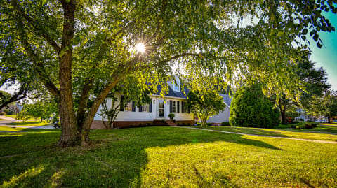 1055 Twelve Oaks Drive, Lawrenceburg, KY 40342 — photo 4