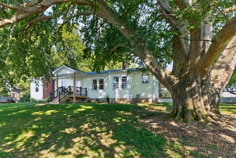 44 Horseshoe Drive, Paris, KY 40361 — photo 2