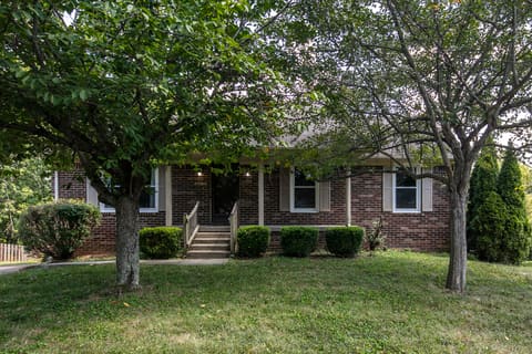 4904 Denmoor Court, Lexington, KY 40513 — photo 2