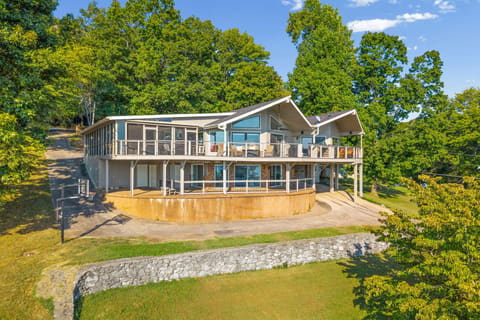 285 Bayview Drive, Eddyville, KY 42038 — photo 2