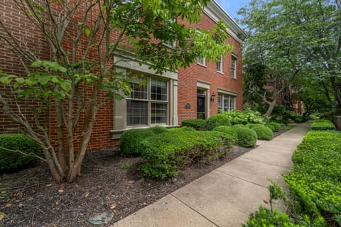 982 Village Green Avenue, Lexington, KY 40509 — photo 3