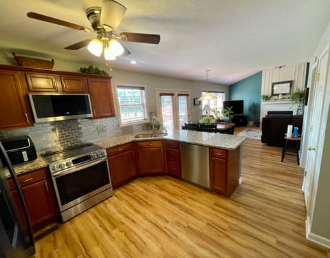 532 Meadowcrest Park, Lexington, KY 40515 — photo 5