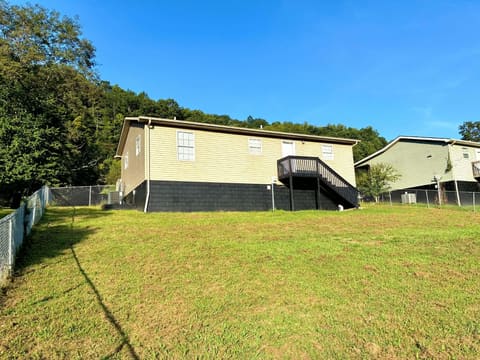 140 140 Station Ln Lane, Harlan, KY 40831 — photo 4