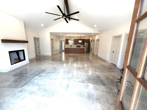 5572 Antioch Road, Hopkinsville, KY 42240 — photo 3