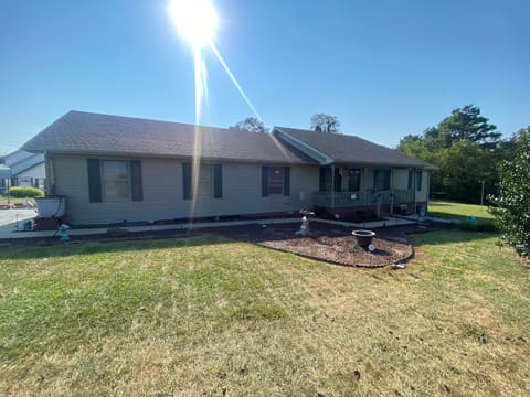 11 Victoria Drive, Cadiz, KY 42211 — photo 2