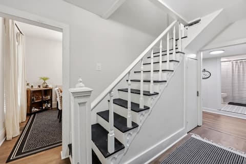 720 W Lexington Avenue, Danville, KY 40422 — photo 5