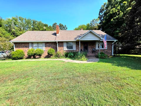 517 E 12th, Benton, KY 42025 — photo 2
