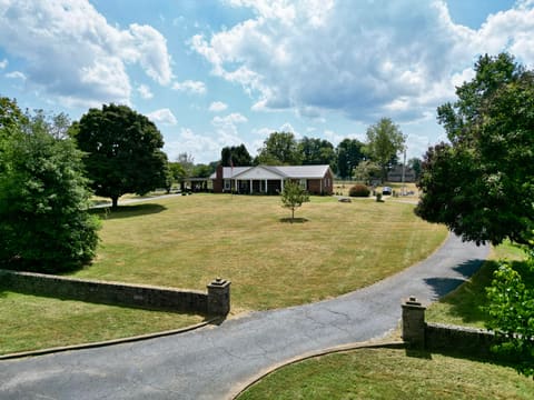 375 Thomas Lane, Hustonville, KY 40437 — photo 5