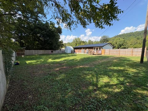 1895 Caudill Road, Stanton, KY 40380 — photo 2
