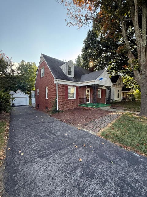 310 1/2 Richmond Street, Lancaster, KY 40444 — photo 4