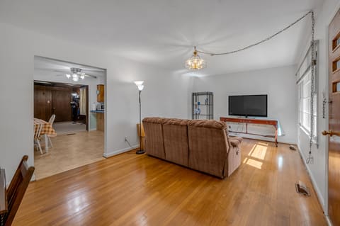 2453 Eastway Drive, Lexington, KY 40503 — photo 5