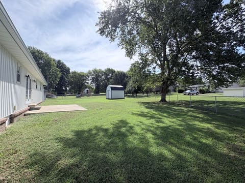 406 Linden Drive, Mayfield, KY 42066 — photo 5