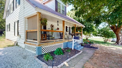 121 Hamilton Avenue, Lancaster, KY 40444 — photo 2