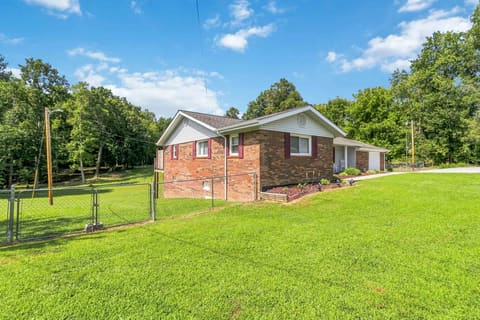 1069 Meadows Grove Road, Pine Knot, KY 42635 — photo 2